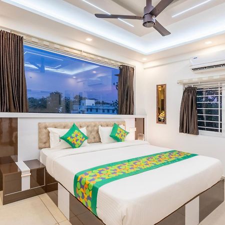 Treebo Premium Cochin Airport, 5 Min From Cochin Airport Ξενοδοχείο Kochi Εξωτερικό φωτογραφία